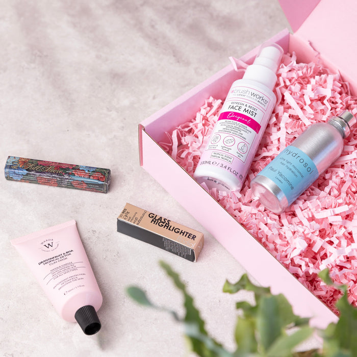 Unboxing the August ROCCABOX Beauty Box: The Feel Good Fix Edit