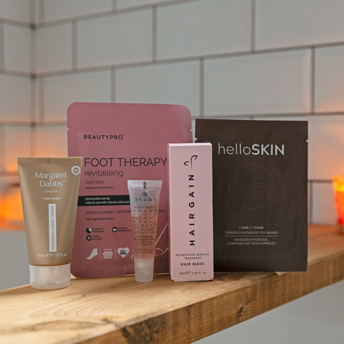 Unboxing the ROCCABOX Cosy Night In Edit: The Ultimate Self-Care Treat for Winter